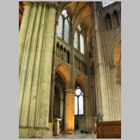 N-Querhaus, Photo by Alastair Ross on pbase com.jpg